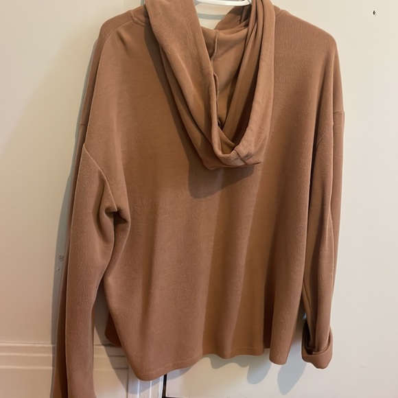 Zara hoodie size medium in tan color. - Picture 3 of 3